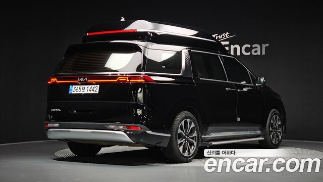 Kia Carnival Gasoline 7-Seater Hi-Limousine Signature — пробег 67 365 км — фото 2 из 5