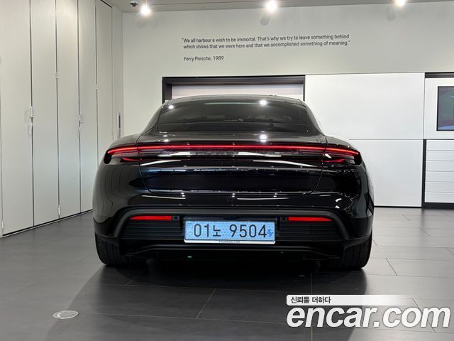 Porsche Taycan из Кореи Encar