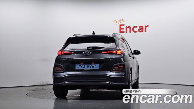Hyundai Kona из Кореи Encar