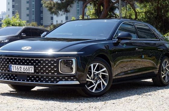 Hyundai Grandeur 2,5 Gasoline 2WD Premium — пробег 15 800 км — фото 2 из 5