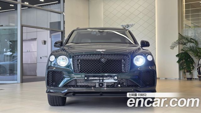 Bentley Bentayga 4.0 V8 S — пробег 9 999 км — фото 2 из 5