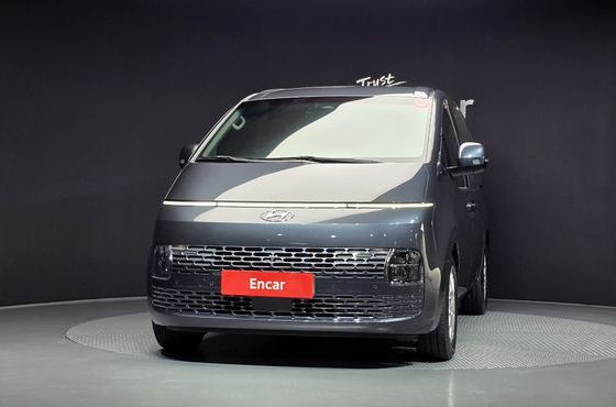 Hyundai Staria Cargo 5-Seater Modern — пробег 15 500 км — фото 3 из 5