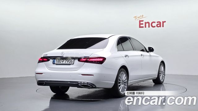 Mercedes-Benz E-Class из Кореи Encar