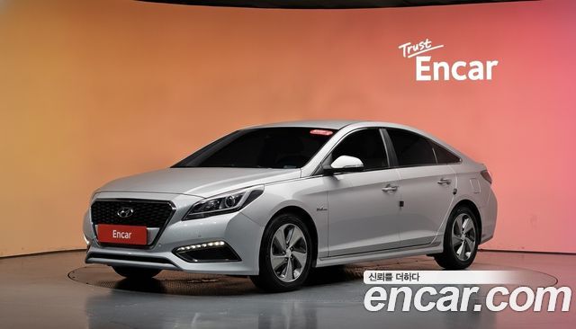Hyundai Sonata 2.0 HEV Premium — пробег 173 786 км — фото 1 из 5