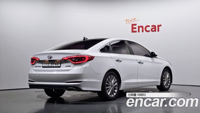 Hyundai Sonata 2.0 Smart — пробег 161 000 км — фото 2 из 5