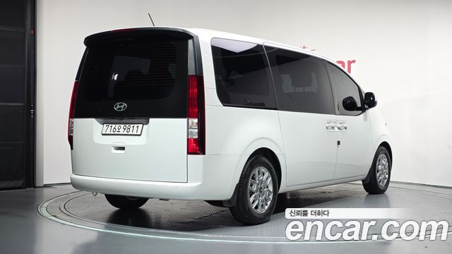 Hyundai Staria из Кореи Encar
