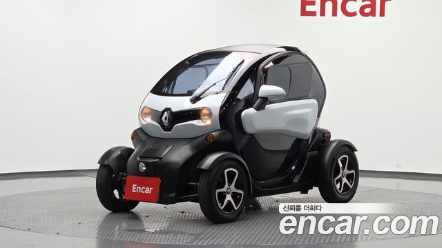 Renault (Samsung) Twizy Intens(2-seater) — пробег 3 296 км — фото 1 из 5
