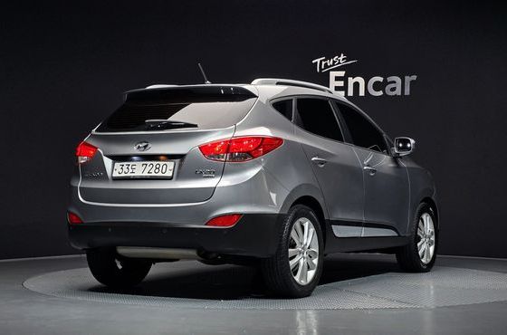 Hyundai Tucson Diesel 2WD LX20 Smart-Pack — пробег 173 756 км — фото 2 из 5
