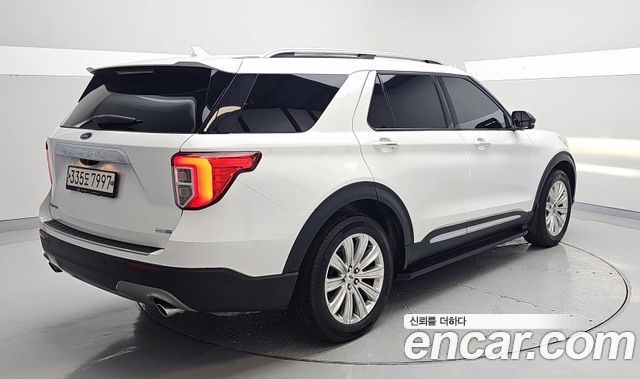 Ford Explorer 2.3 LimIted 4WD — пробег 71 162 км — фото 4 из 5