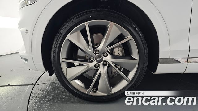 Genesis GV70 из Кореи Encar