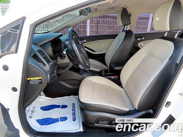 Kia K3 из Кореи Encar