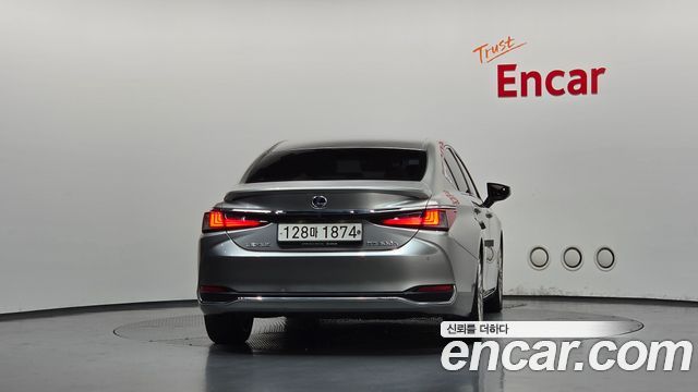 Lexus ES из Кореи Encar