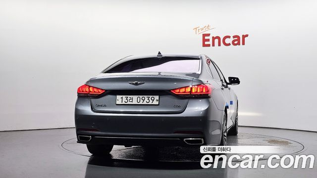 Hyundai Genesis из Кореи Encar