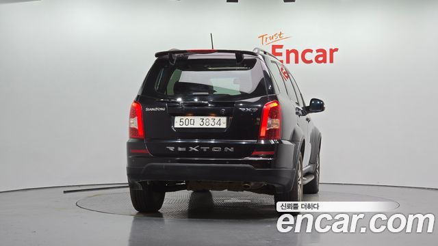 Ssangyong Rexton из Кореи Encar