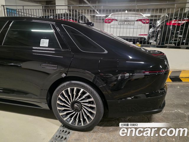 Hyundai Grandeur Honors — пробег 300 км — фото 4 из 5