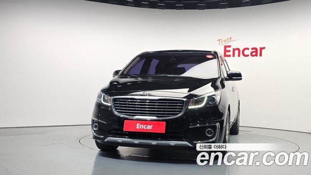Kia Carnival 7-seater Limousine VIP — пробег 149 590 км — фото 3 из 5