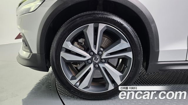 Volvo V60 из Кореи Encar