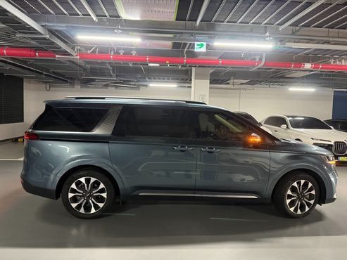 Kia Carnival Gasoline 7-Seater Signature — пробег 43 000 км — фото 5 из 5