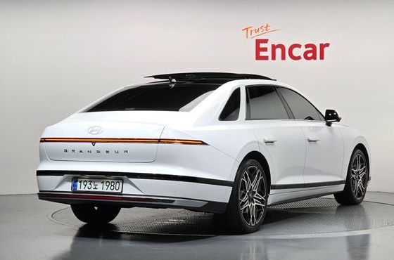 Hyundai Grandeur 2,5 Gasoline 2WD Exclusive — пробег 15 505 км — фото 2 из 5