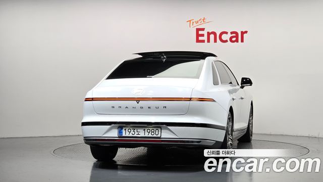 Hyundai Grandeur из Кореи Encar