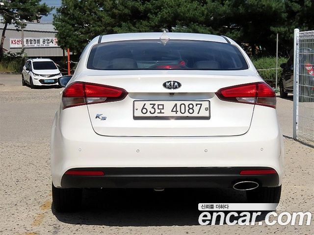 Kia K3 Trendy Style — пробег 107 425 км — фото 4 из 5