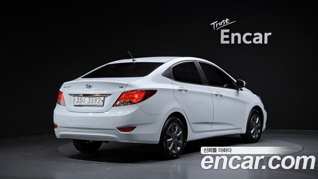 Hyundai Accent из Кореи Encar