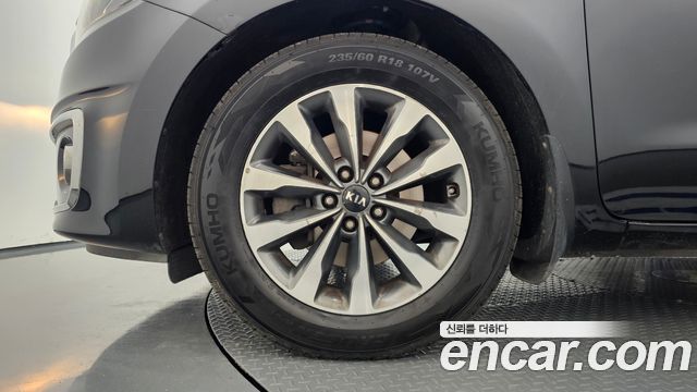 Kia Carnival 9-seater Luxury — пробег 145 786 км — фото 5 из 5