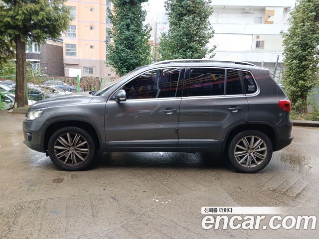 Volkswagen Tiguan 2.0 TDI  Premium 5N — пробег 151 800 км — фото 3 из 5