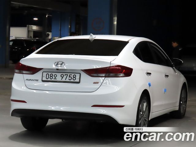 Hyundai AVANTE из Кореи Encar