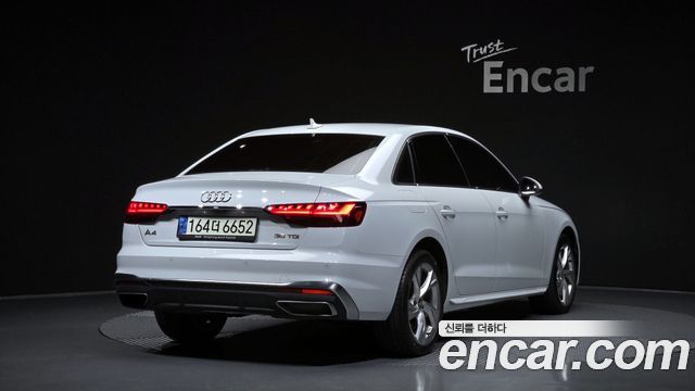 Audi A4 35 TDI Premium — пробег 68 250 км — фото 2 из 5