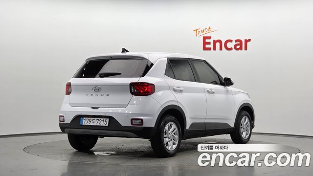 Hyundai Venue из Кореи Encar