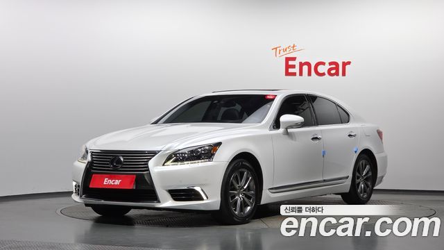 Lexus LS AWD XF40 — пробег 84 445 км — фото 1 из 5