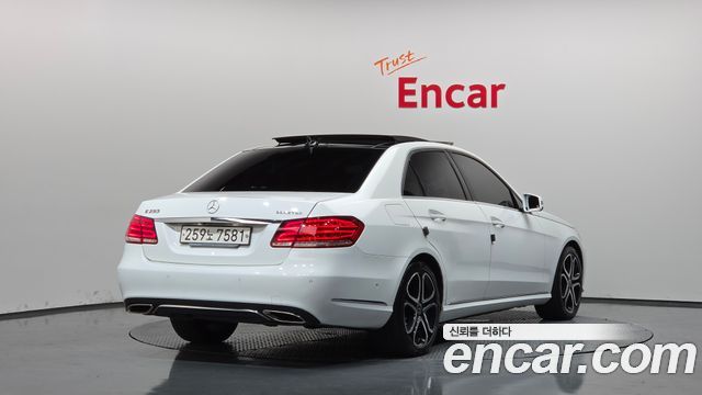 Mercedes-Benz E-Class E250 BlueTec 4MATIC AV — пробег 210 437 км — фото 2 из 5