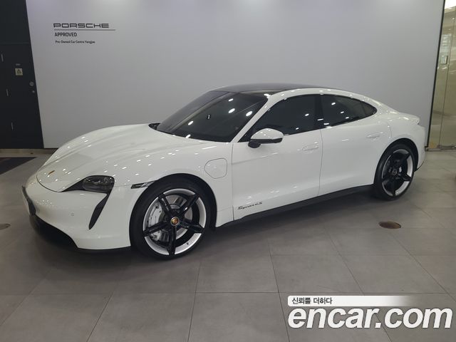 Porsche Taycan 4S — пробег 23 903 км — фото 1 из 5