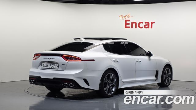 Kia Stinger из Кореи Encar