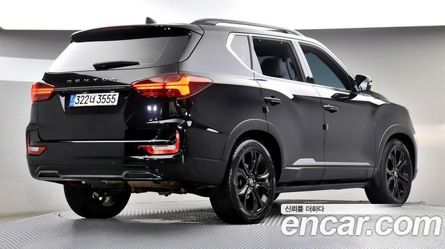 Ssangyong Rexton Diesel 2.2 4WD The Black — пробег 70 703 км — фото 2 из 5