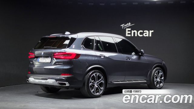 BMW X5 xDrive 30d xLine — пробег 82 309 км — фото 2 из 5