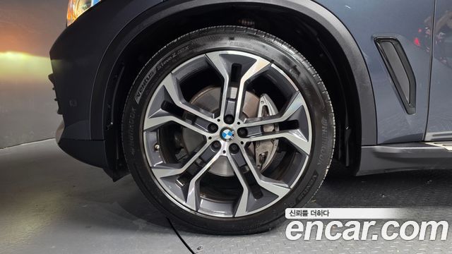 BMW X5 xDrive 30d xLine — пробег 82 309 км — фото 5 из 5