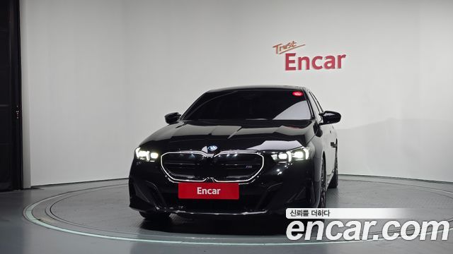 BMW i5 M60 xDrive — пробег 36 743 км — фото 3 из 5