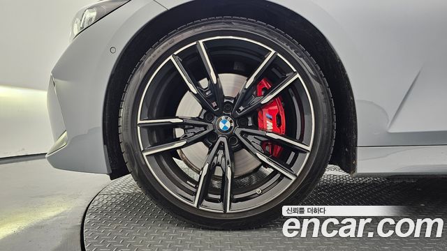 BMW 3-Series M340i Pro — пробег 27 600 км — фото 5 из 5
