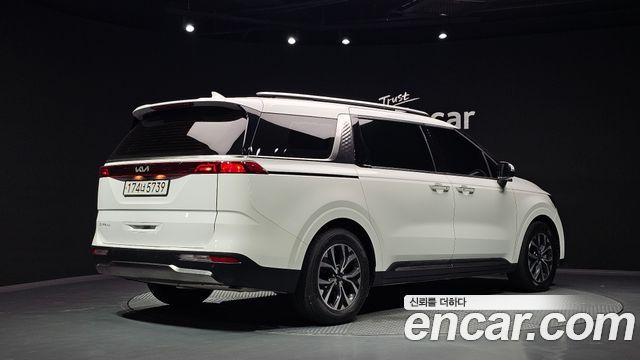 Kia Carnival из Кореи Encar