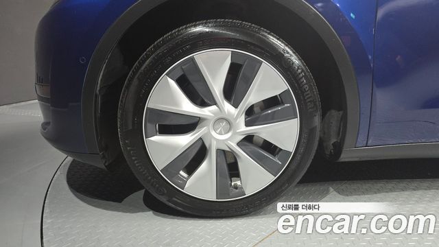 Tesla Model Y Long Range AWD — пробег 37 818 км — фото 5 из 5