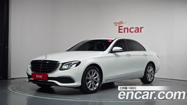 Mercedes-Benz E-Class E220d 4MATIC Exclusive — пробег 35 756 км — фото 1 из 5