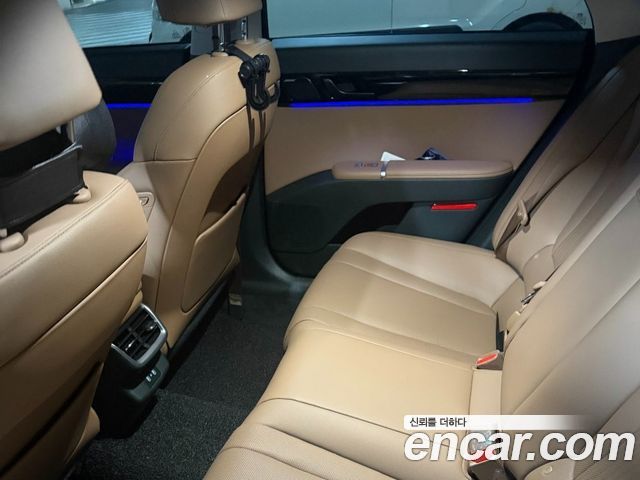 Hyundai Grandeur Honors — пробег 4 300 км — фото 5 из 5