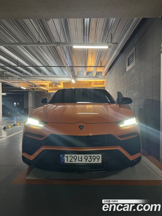 Lamborghini Urus 4.0 V8 — пробег 22 470 км — фото 1 из 5