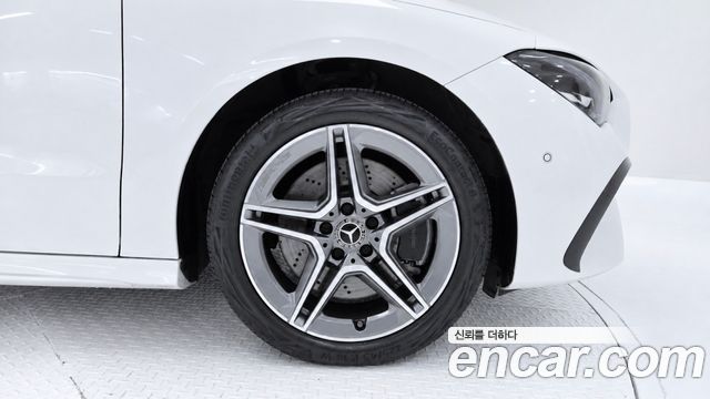 Mercedes-Benz CLA-Class CLA250 4MATIC — пробег 5 333 км — фото 5 из 5