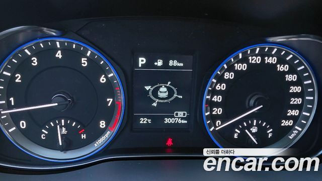 Hyundai Kona из Кореи Encar