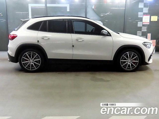 Mercedes-Benz GLA-Class GLA45 AMG 4MATIC+ — пробег 80 000 км — фото 3 из 5