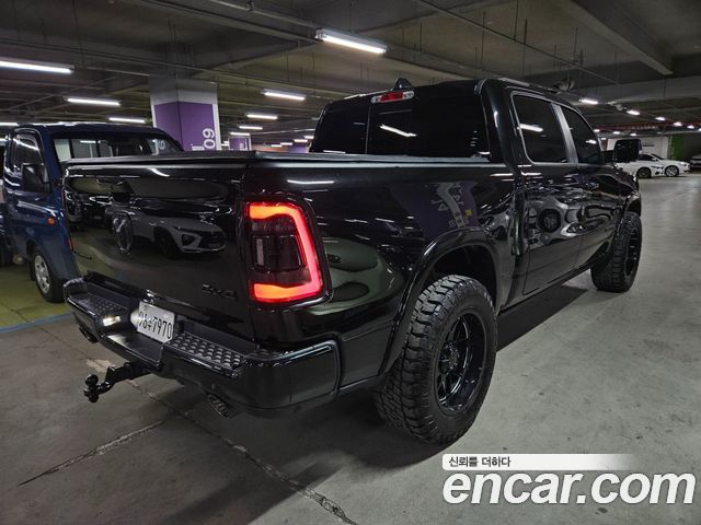 Dodge Ram Pick Up 5.7 — пробег 72 300 км — фото 3 из 5
