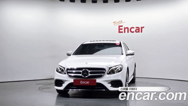 Mercedes-Benz E-Class E300 4MATIC AMG Line — пробег 66 748 км — фото 3 из 5